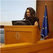 Insegnante di diritto per studenti delle superiori e dell'università